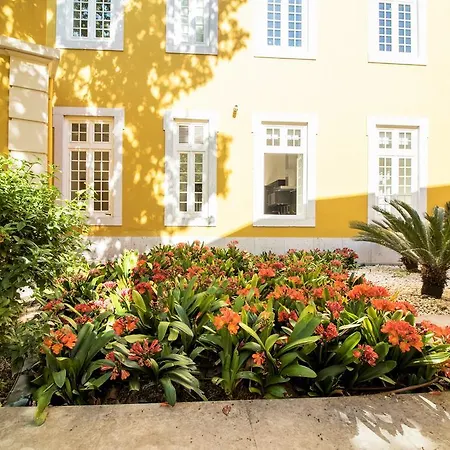 Beguest Palace Apartment *